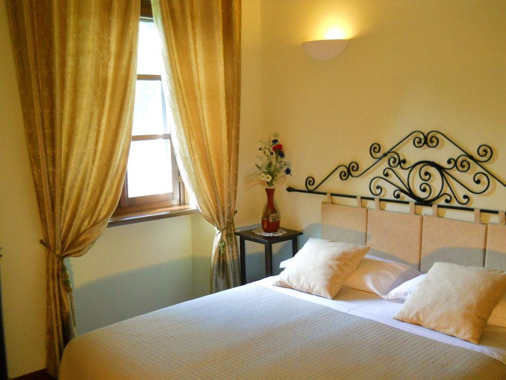 Tenuta Calabiana Diano d'Alba Ruang foto